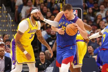 Jokic menangkan Nuggets atas Warriors lewat tripoin buzzer beater