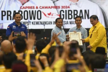 Airlangga sebut kaderisasi Gibran ke Golkar masih berproses