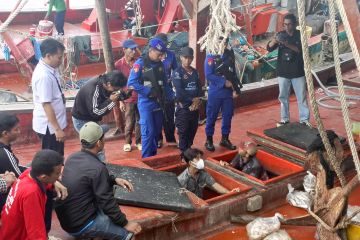 Baharkam Polri tangkap dua kapal ikan Vietnam di Perairan Natuna