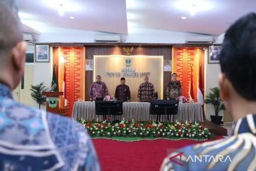 Reformasi birokrasi tematik turunkan kemiskinan dan stunting di Sumbar