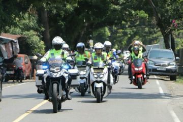Kapolda Sulut pimpin patroli Kamtibmas pakai kendaraan roda dua