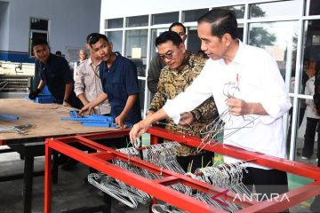 Presiden Jokowi minta SMK gandeng industri tingkatkan keahlian siswa