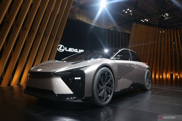 Jadi merk mobil listrik di 2035, Lexus kenalkan dua mobil konsep