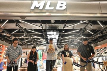 Gerai jenama fesyen Korea MLB resmi dibuka di Jakarta
