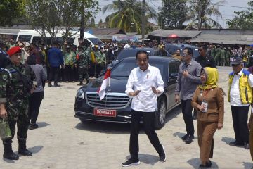 Presiden tinjau Pasar Rumbia di Lampung Tengah