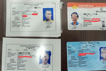 Polresta Barelang tangkap lima pelaku pemalsuan dokumen di Batam