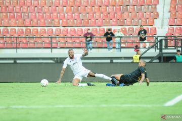 Arema bermain imbang lawan Madura United 1-1