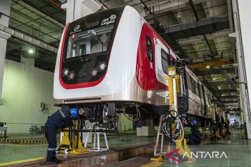 Seluruh perawatan kereta LRT Jakarta dilakukan secara mandiri