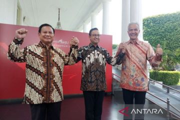 Jokowi: Pilih Anies, Ganjar, Prabowo silakan