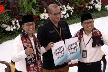 Anies-Imin jadi paslon pertama yang mendaftar capres-cawapres 2024