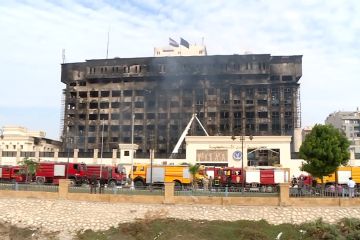 Api melahap Markas Besar Kepolisian di Ismailia, 38 orang terluka
