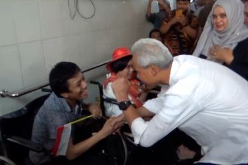 Bertemu di antara disabilitas Malang, Ganjar puji relawannya