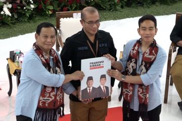 KPU terima berkas pendaftaran Prabowo-Gibran