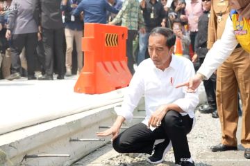 Sidak pembangunan jalan rusak di Lampung, Jokowi: Sudah mulus