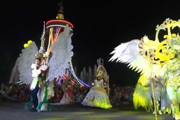 Busana daur ulang warnai Carnaval Angso Duo Jambi