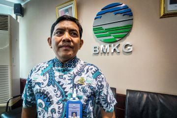 BMKG: Potensi tsunami akibat megathrust di selatan Jawa akan terus ada