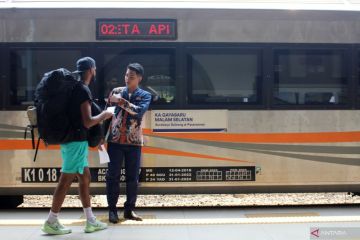 KAI Daop 1 catat keterlambatan kereta imbas longsor di Banyumas