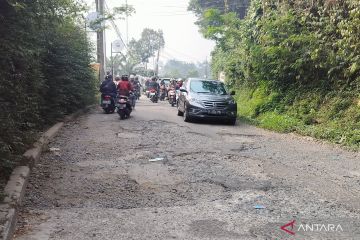 Pengusaha hotel dan restoran desak perbaikan jalur alternatif Puncak