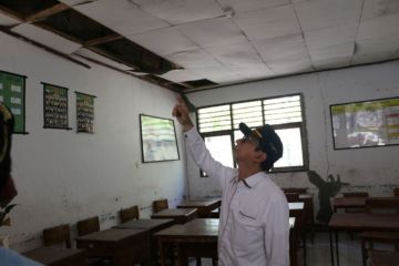 Kabupaten Kupang prioritaskan perbaikan sekolah rusak akibat gempa