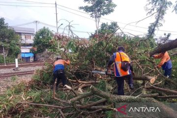 PT KAI mencatat perjalanan KA Siliwangi sudah kembali normal