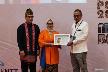 LKBN ANTARA raih Penghargaan Pentahelix dari Universitas Indonesia