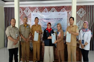 LKBN ANTARA salurkan bantuan air bersih dua kecamatan di Gunungkidul