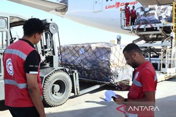 Pesawat ketiga pembawa bantuan Indonesia untuk Gaza tiba di El Arish