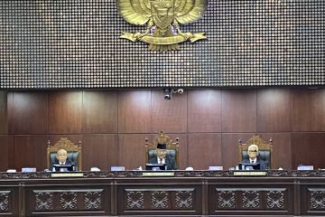 MKMK jatuhkan sanksi teguran lisan kepada enam hakim konstitusi