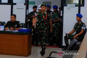 Anggota TNI AD dituntut hukuman penjara seumur hidup dalam kasus pembunuhan