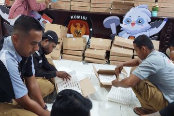 KPU Sorong-Papua Barat Daya temukan 217 botol tinta rusak