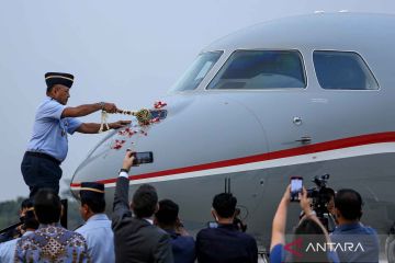 Pesawat Falcon A-0801 tiba di Lanud Halim Perdanakusuma