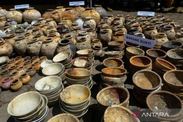 KKP tangkap kapal pencari harta karun bermuatan ilegal