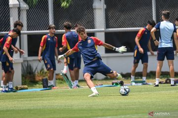 Latihan persiapan TImnas Spanyol U-17 di Solo