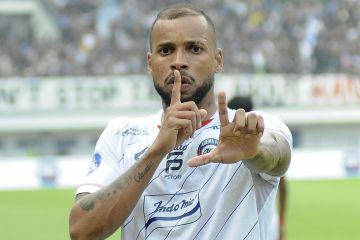 Arema FC lepas Gustavo Almeida ke Persija
