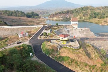 Kementerian PUPR tuntaskan Bendungan Cipanas untuk irigasi pertanian