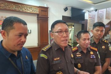 Kejati Bali amankan lima petugas imigrasi pungli layanan "fast track"