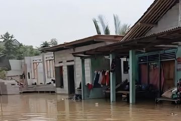 Sungai Cisadane meluap, BPBD: 2.502 jiwa di Tangerang terdampak banjir
