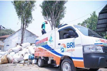 BRI gandeng Yayasan Bening Saguling kelola sampah di sungai Citarum