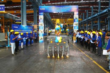 XCMG Machinery Jalankan Strategi "Glocal": Ekskavator XCMG Ke-2.000 Buatan India Selesai Diproduksi