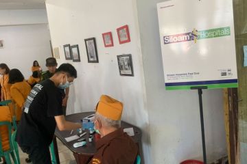 Grup RS Siloam bersama Telkomsel gelar MCU gratis bagi ratusan veteran