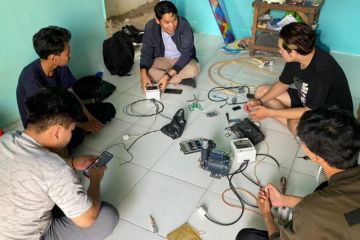 Mahasiswa Unja ciptakan penyiram tanaman terkoneksi smartphone