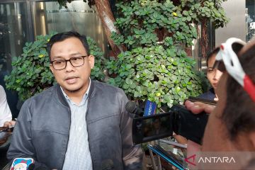 KPK panggil Bupati Muna La Ode Muhammad Rusman Emba