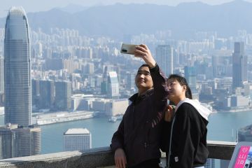 Penumpang jalur kereta cepat di Hong Kong tembus 17 juta tahun ini