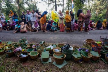 Nyadran Gunung Rogokusumo