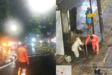 Sejumlah wilayah Jakarta tergenang akibat hujan lebat