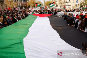 Aksi dukung warga Palestina di Barcelona