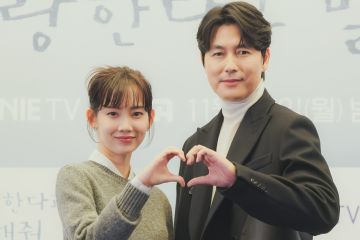 Jung Woo-sung & Shin Hyun-been belajar bahasa isyarat kali pertama