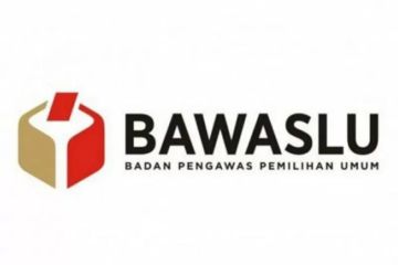 Novli Bernado Thyssen ditunjuk sebagai Plt Ketua Bawaslu Surabaya