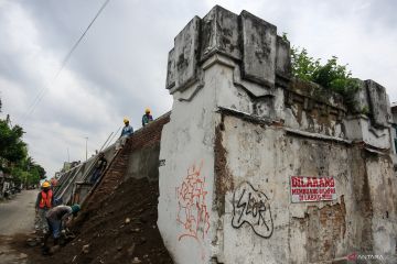 Proyek revitalisasi benteng Kraton Yogyakarta