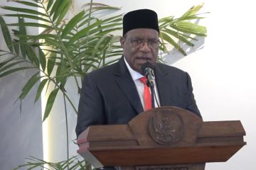 Lantik 34 anggota MRP untuk lindungi hak dasar warga asli Papua